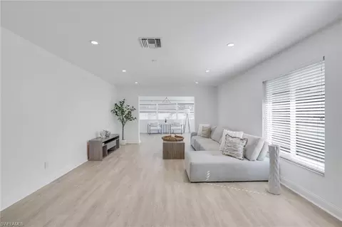 Living - 573 98th Ave N, Naples, FL 34108 photo 1 of 4