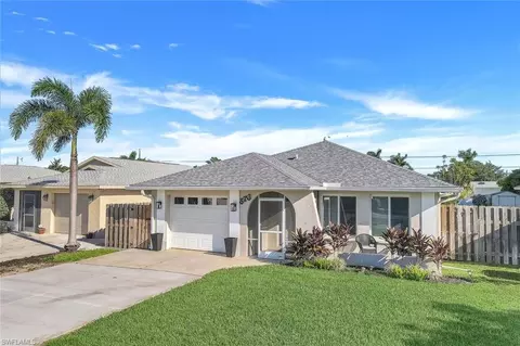 Exterior - 573 98th Ave N, Naples, FL 34108 photo 1 of 8