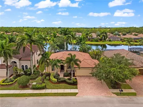 3828 Ruby Way, Naples, FL 34114