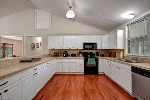 Kitchen - 1511 Logan Ct, Naples, FL 34116 photo 3 of 4