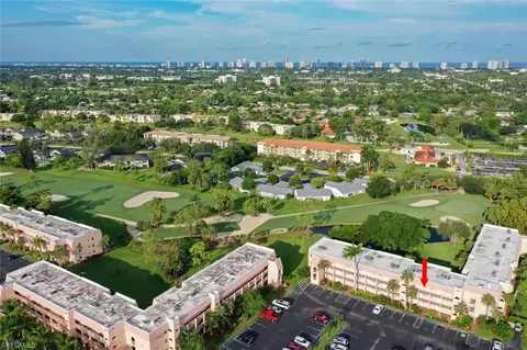 100 Forest Lakes Blvd #305, Naples, FL 34105