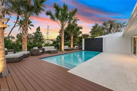 250 W Flamingo Cir, Marco Island, FL 34145