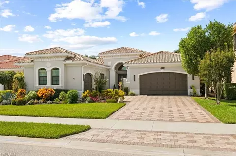 3215 Atlantic Cir, Naples, FL 34119