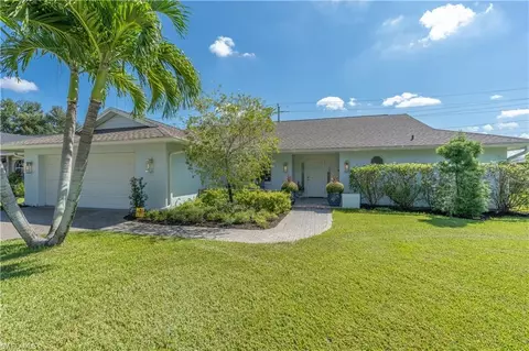 2501 Kings Lake Blvd, Naples, FL 34112