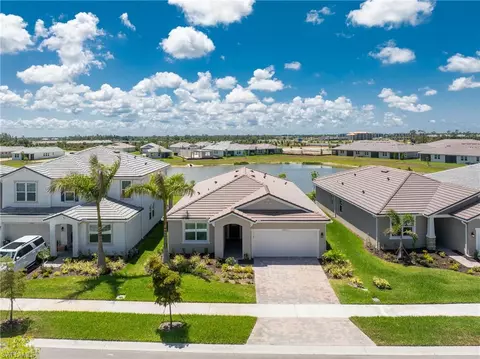17926 Grand Prosperity Dr, Venice, FL 34293