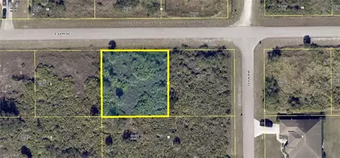 4404 E 14th St, Lehigh Acres, FL 33972