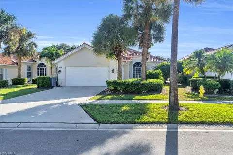 4256 Montalvo Ct, Naples, FL 34109