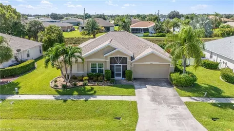 4644 Varsity Cir, Lehigh Acres, FL 33971