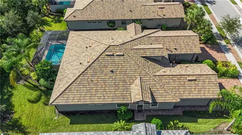 View/Area - 7702 Jacaranda Ln, Naples, FL 34114 photo 3 of 5