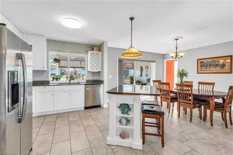 3135 Boca Ciega Dr #B16, Naples, FL 34112