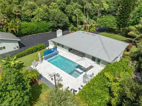 4920 Sycamore Dr, Naples, FL 34119