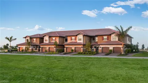 15324 Lucerna St #204, Naples, FL 34114