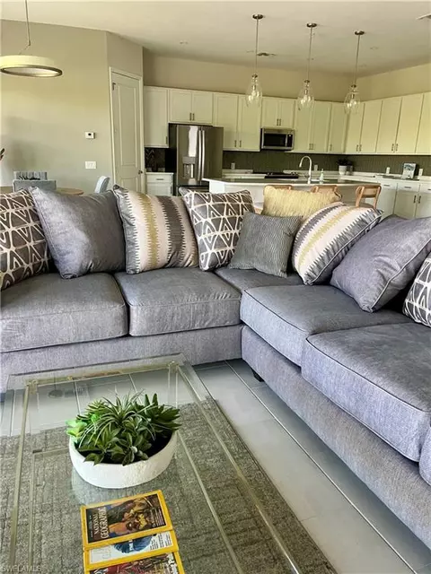 172 Indies Dr E # 201, Naples, FL 34114 photo 4