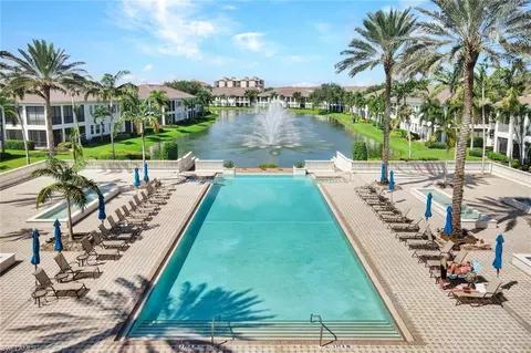 571 Avellino Isles Cir #27102, Naples, FL 34119