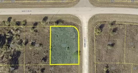812 Nimitz Blvd, Lehigh Acres, FL 33974