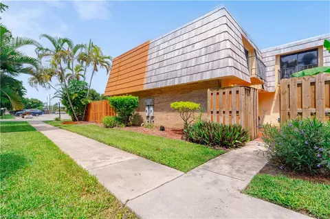 1710 Park Meadows Dr #3, Fort Myers, FL 33907