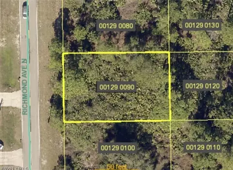 1816 Richmond Ave, Lehigh Acres, FL 33972