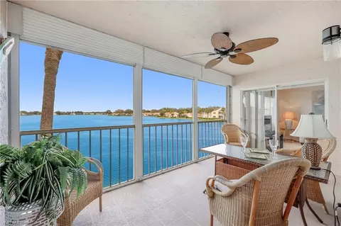 2885 Citrus Lake Dr #N-202, Naples, FL 34109