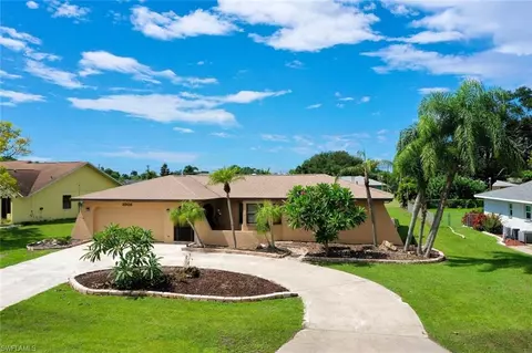 3908 SE 3rd Ave, Cape Coral, FL 33904