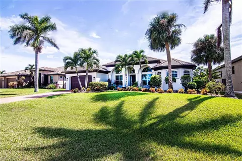 3702 SW 2nd St, Cape Coral, FL 33991