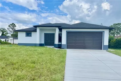 2809 12th St W, Lehigh Acres, FL 33971