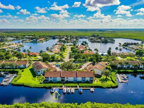 206 Newport Dr #812, Naples, FL 34114
