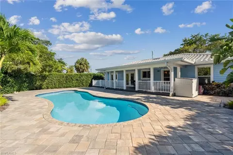 2777 Gulfview Dr, Naples, FL 34112 photo 16