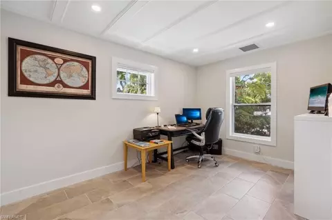 2777 Gulfview Dr, Naples, FL 34112 photo 5