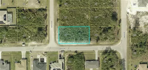2800 Anita Ave N, Lehigh Acres, FL 33971