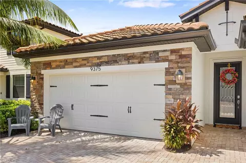 Exterior - 9375 Foxglove Ln, Naples, FL 34120 photo 7 of 8