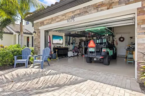 Exterior - 9375 Foxglove Ln, Naples, FL 34120 photo 6 of 8