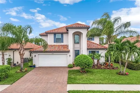 4243 Raffia Palm Cir, Naples, FL 34119