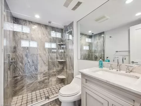 Bath - 2170 Gulf Shore Blvd N #1-61E, Naples, FL 34102 photo 1 of 1