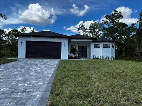 184 Lomax Ave S, Lehigh Acres, FL 33974