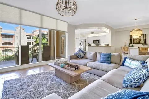 401 Bayfront Pl #3406, Naples, FL 34102