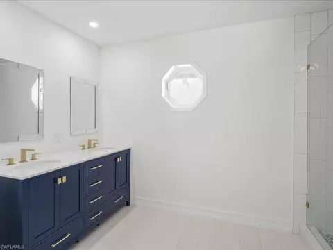 Bath - 262 Torrey Pines Pt, Naples, FL 34113 photo 1 of 3