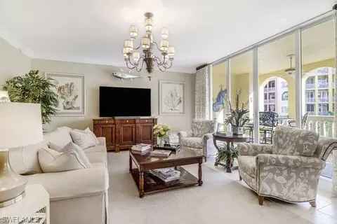 450 Bayfront Pl #4204, Naples, FL 34102