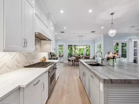 Kitchen - 533 Turtle Hatch Ln, Naples, FL 34103 photo 4 of 4