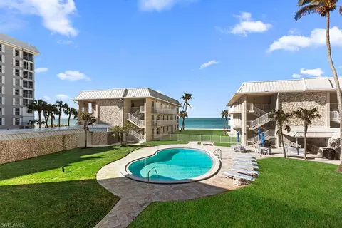 2875 Gulf Shore Blvd N #205, Naples, FL 34103