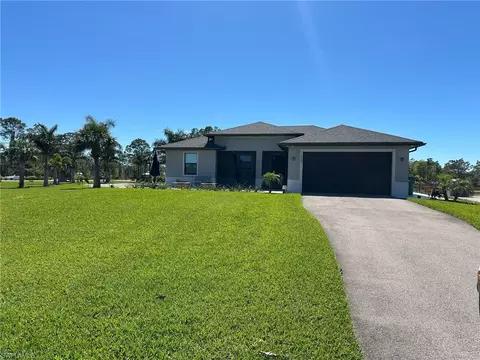 3080 22nd Ave NE, Naples, FL 34120