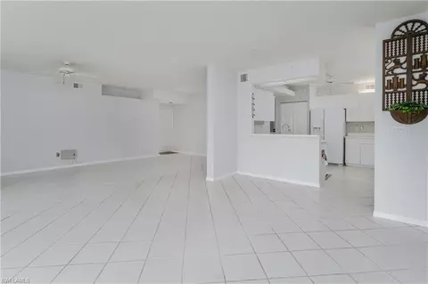 7576 Oleander Gate Dr #102, Naples, FL 34109 photo 10