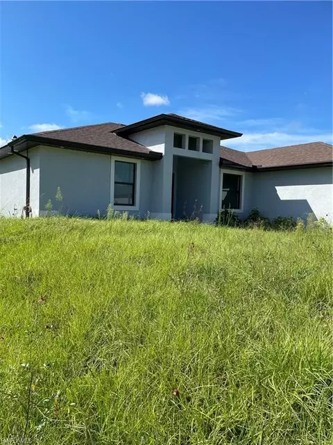3819 6th St SW, Lehigh Acres, FL 33976