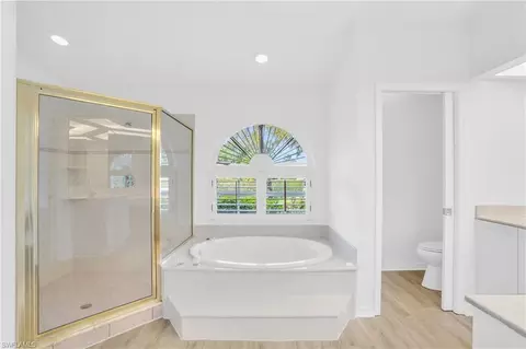 Bath - 2357 Abbey Ct, Naples, FL 34112 photo 2 of 2