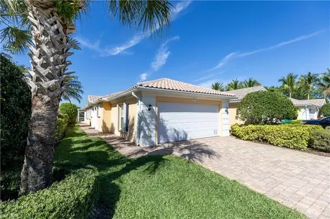 7817 Umberto Ct, Naples, FL 34114