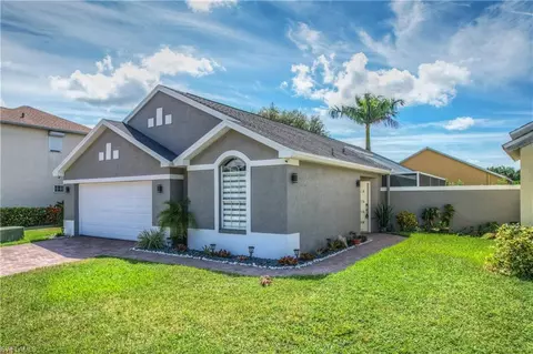3304 Duchess Dr, Naples, FL 34112