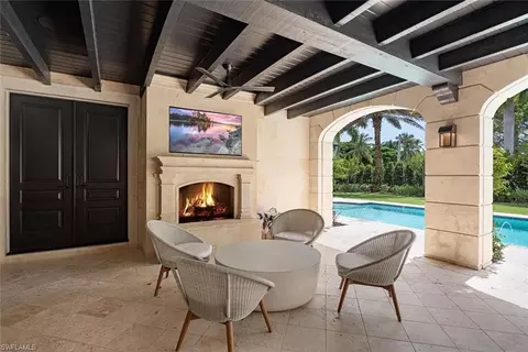 Exterior - 111 5th Ave S, Naples, FL 34102 photo 4 of 6