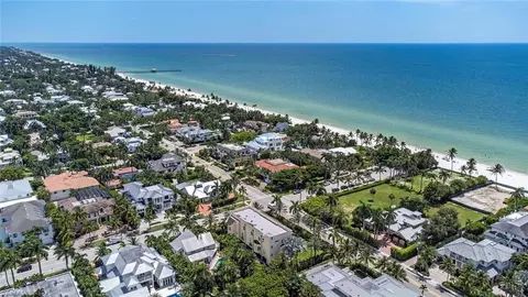 View/Area - 111 5th Ave S, Naples, FL 34102 photo 4 of 4