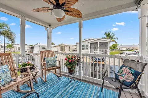 11661 Oakdale Dr, Fort Myers, FL 33908