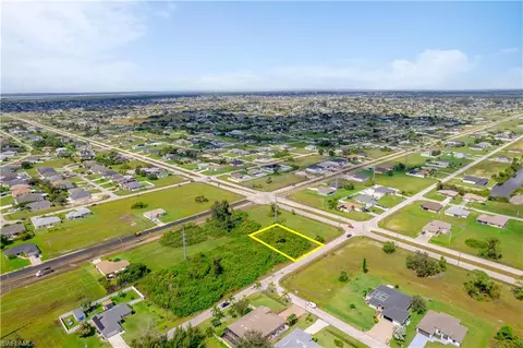 6 SW 24th Ave, Cape Coral, FL 33991
