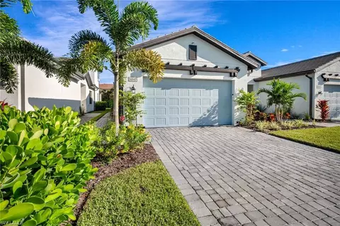 14847 Loggerhead Dr, Naples, FL 34120